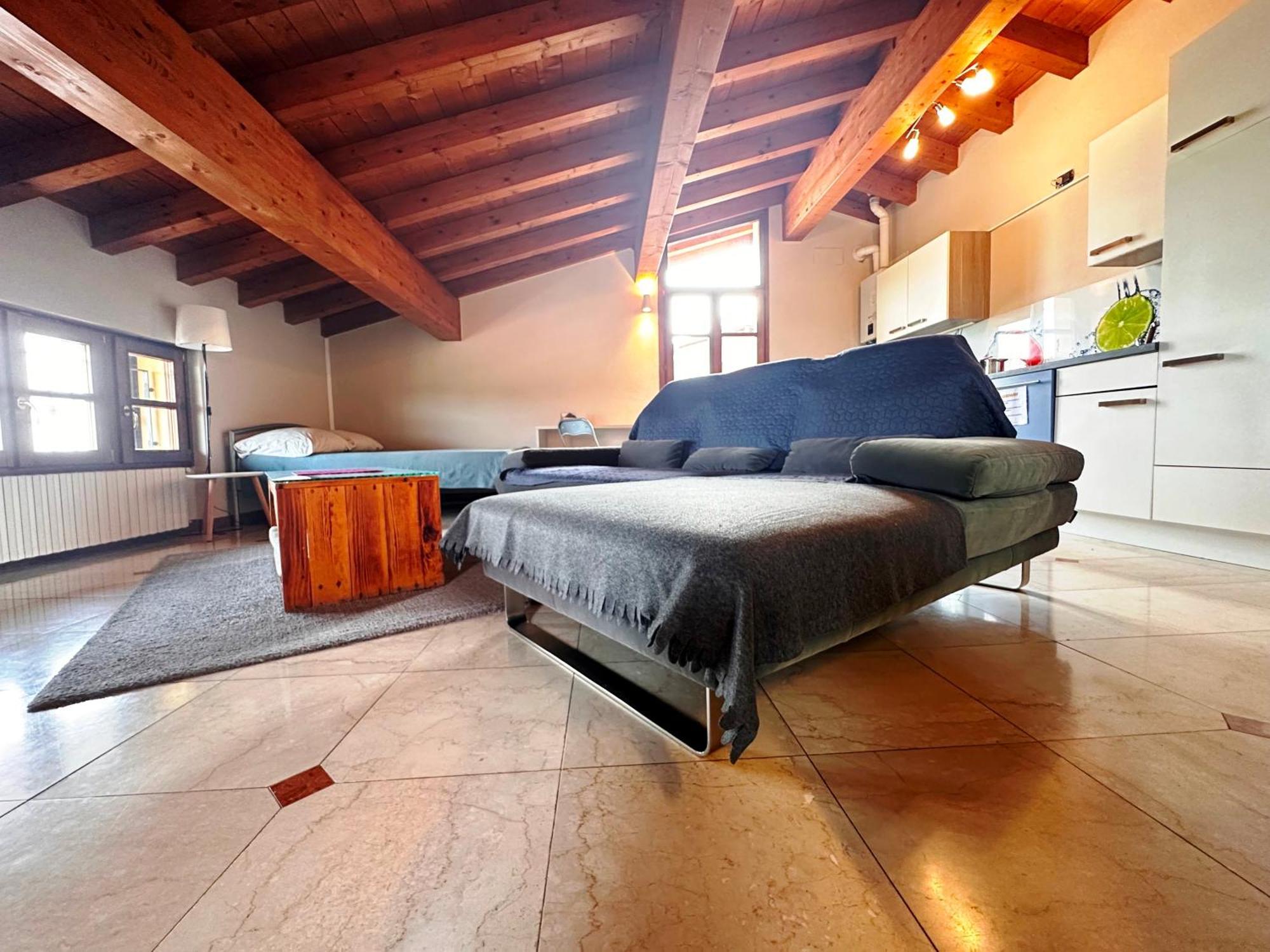 Loft Gardasee ロナート エクステリア 写真